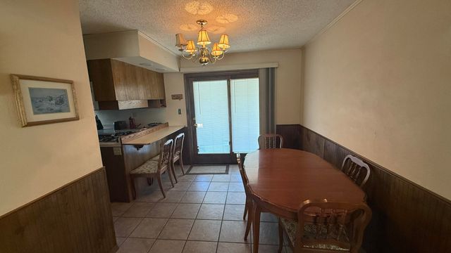 1916 C St NE, Miami, OK 74354