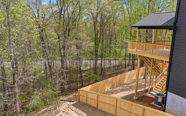 459 Candytuft Lane, Hixson, TN 37343