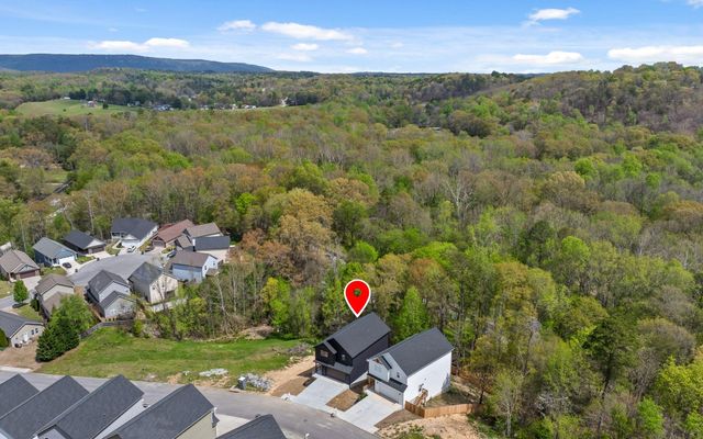 459 Candytuft Lane, Hixson, TN 37343