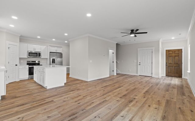 459 Candytuft Lane, Hixson, TN 37343