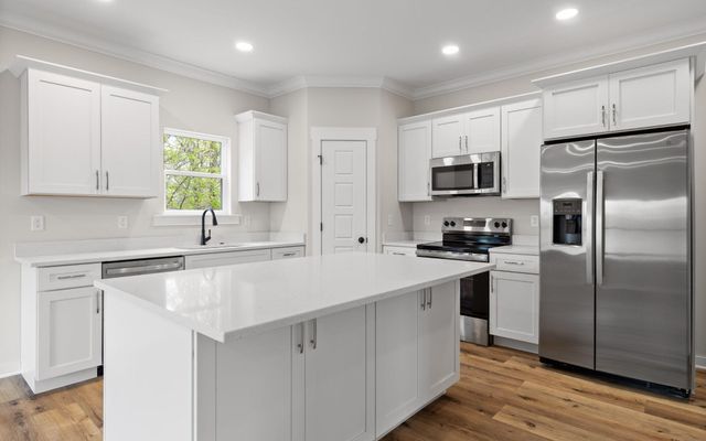 459 Candytuft Lane, Hixson, TN 37343