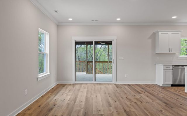 459 Candytuft Lane, Hixson, TN 37343