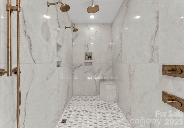 154 N Canterbury Road, Charlotte, NC 28211