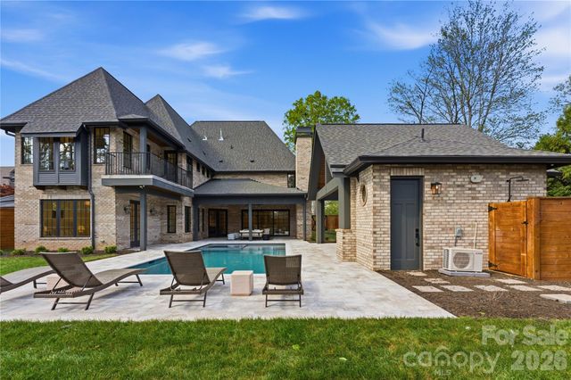 154 N Canterbury Road, Charlotte, NC 28211