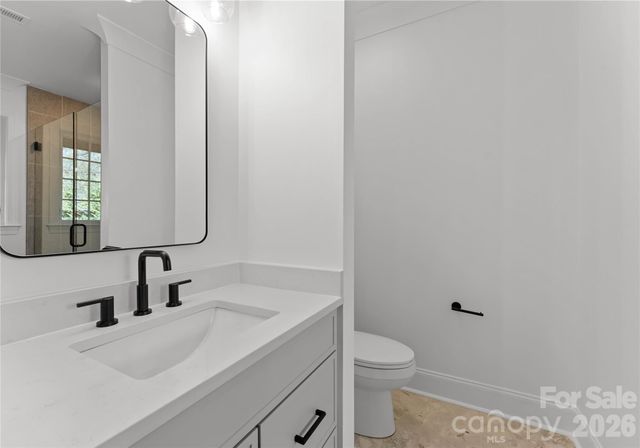 154 N Canterbury Road, Charlotte, NC 28211