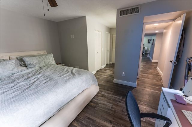 8810 SW 132nd Pl 404DN, Miami, FL 33186