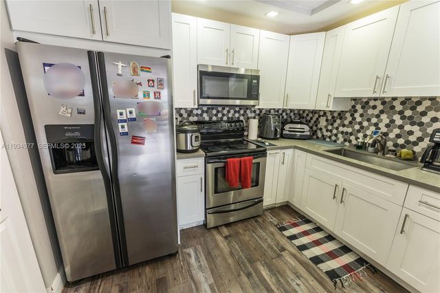 8810 SW 132nd Pl 404DN, Miami, FL 33186