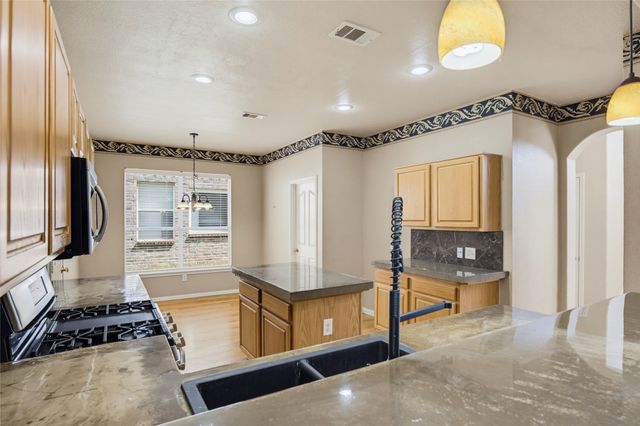 4549 Shadowridge Drive, The Colony, TX 75056