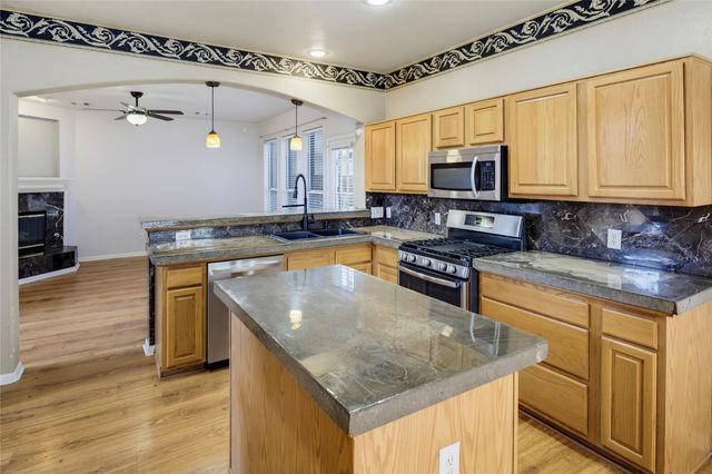 4549 Shadowridge Drive, The Colony, TX 75056