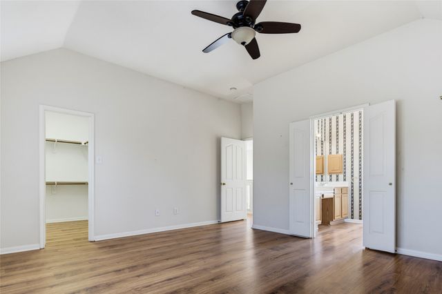 4549 Shadowridge Drive, The Colony, TX 75056