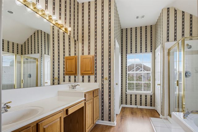 4549 Shadowridge Drive, The Colony, TX 75056