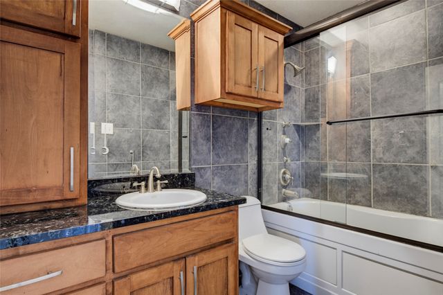 4549 Shadowridge Drive, The Colony, TX 75056