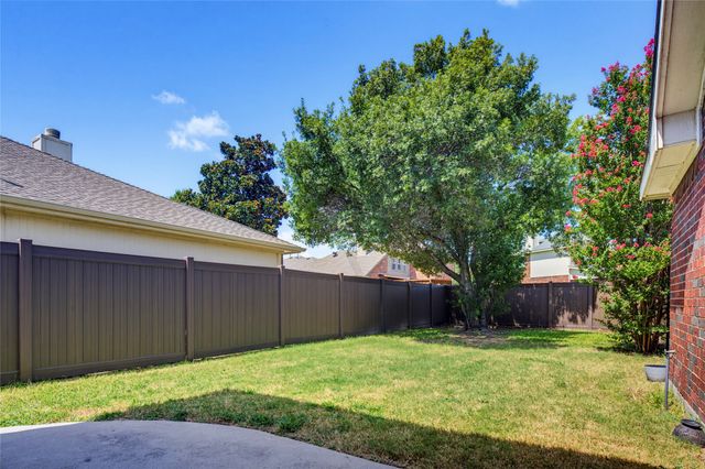 4549 Shadowridge Drive, The Colony, TX 75056