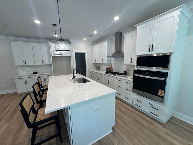 1956 Central Avenue, Summerville, SC 29483