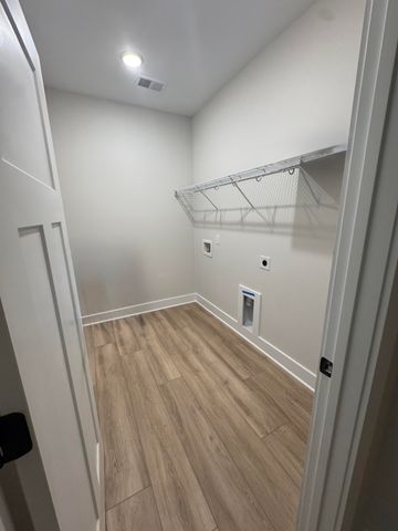 1956 Central Avenue, Summerville, SC 29483