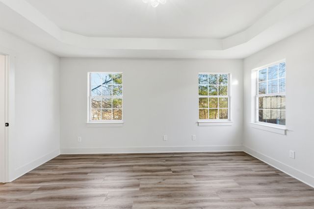 701 Rocky Ridge Cir, La Vergne, TN 37086