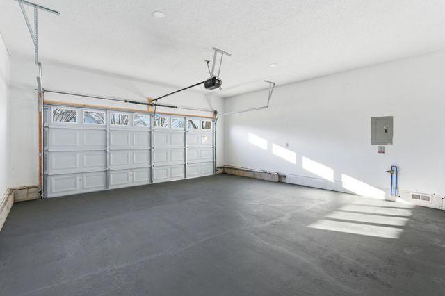 701 Rocky Ridge Cir, La Vergne, TN 37086