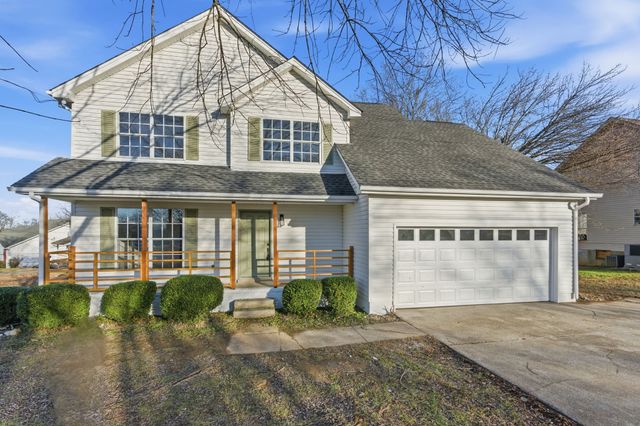 701 Rocky Ridge Cir, La Vergne, TN 37086