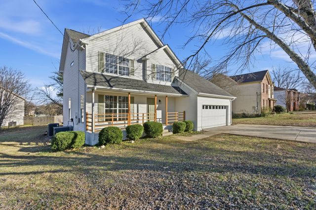 701 Rocky Ridge Cir, La Vergne, TN 37086