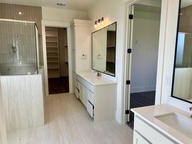 1713 Kellan DR, Salado, TX 76571