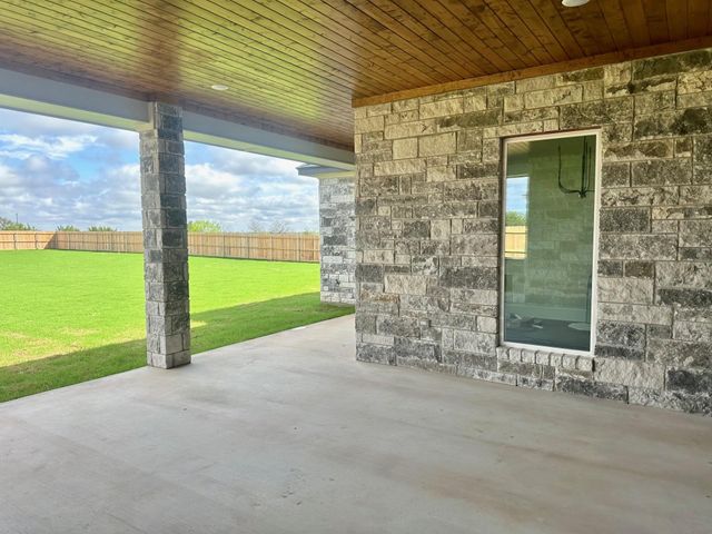 1713 Kellan DR, Salado, TX 76571