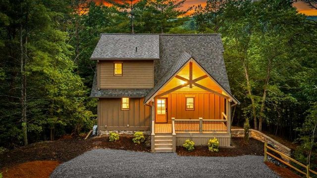 144 Highlands Gap, Mineral Bluff, GA 30559