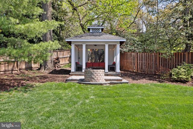 4777 33RD ST N, Arlington, VA 22207