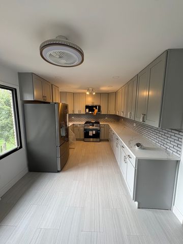 13623 S 84TH Avenue, Orland Park, IL 60462