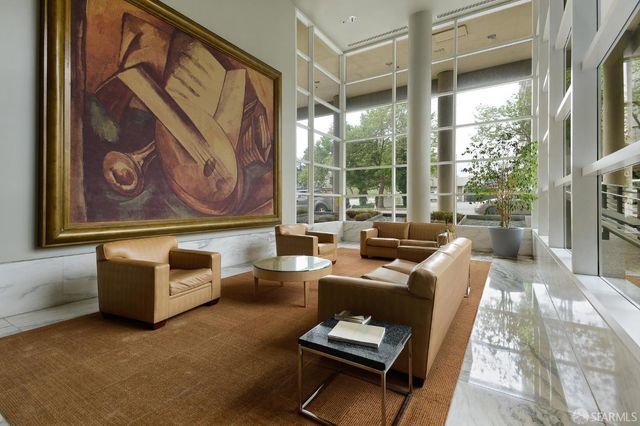 1388 Gough Street 406, San Francisco, CA 94109