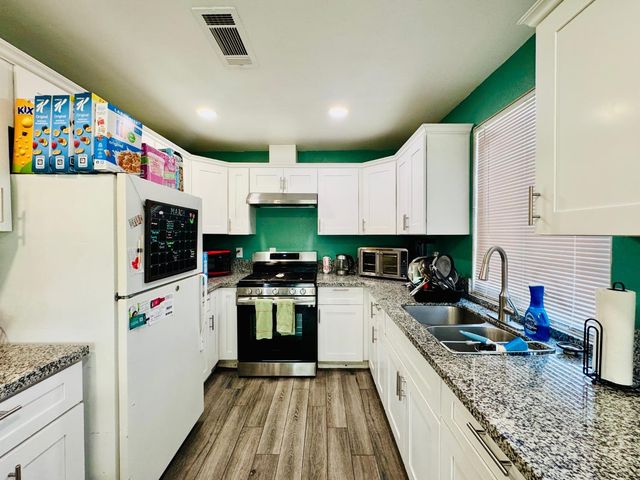 608 Belle Avenue, Bakersfield, CA 93308