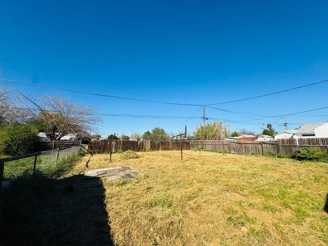 608 Belle Avenue, Bakersfield, CA 93308