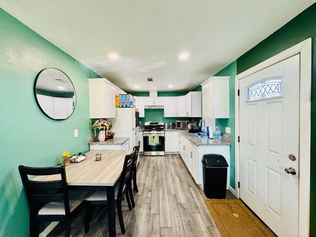 608 Belle Avenue, Bakersfield, CA 93308