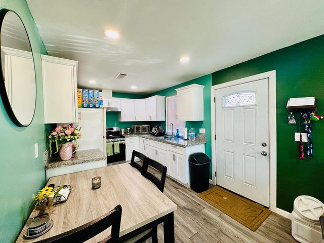 608 Belle Avenue, Bakersfield, CA 93308