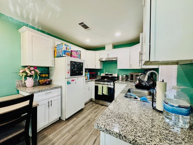 608 Belle Avenue, Bakersfield, CA 93308