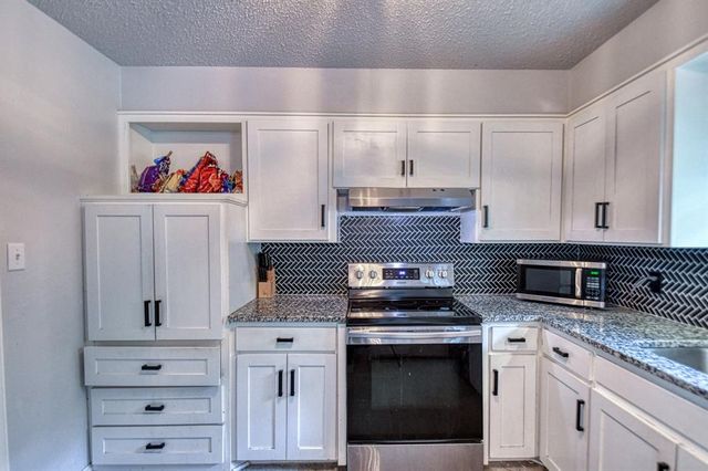 2533 Hollywood Avenue, Norman, OK 73072