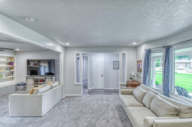 2533 Hollywood Avenue, Norman, OK 73072