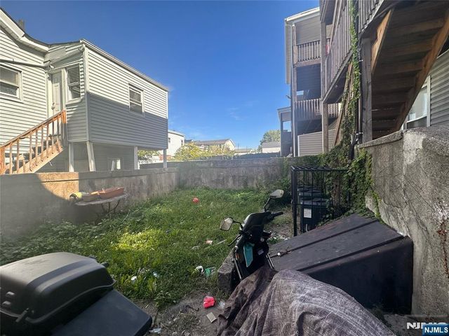 154 Butler Street, Paterson, NJ 07524