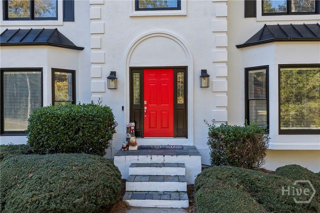 Image 6 of property listing at 124 Pin Oak Court, Athens, GA 30606