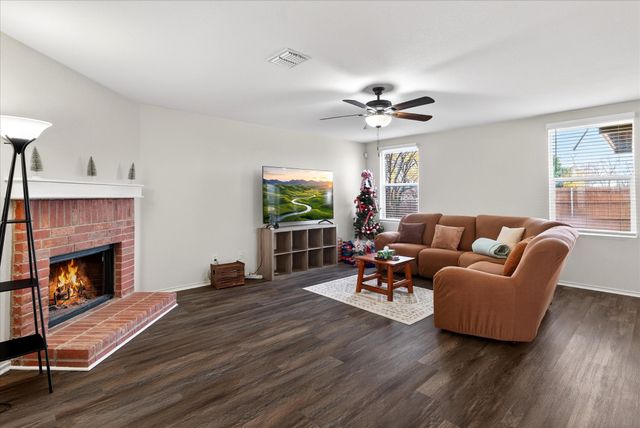 2817 Lake Terrace Drive, Wylie, TX 75098