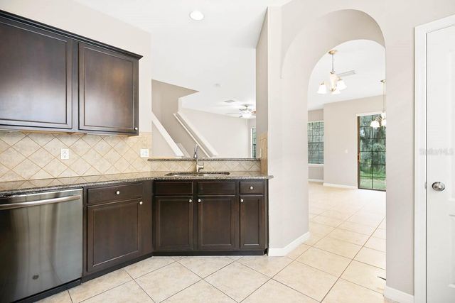 5712 KINGLETSOUND PLACE, Lithia, FL 33547