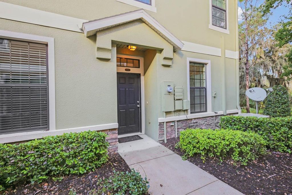 5712 KINGLETSOUND PLACE, Lithia, FL 33547