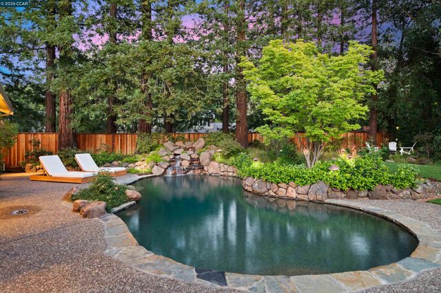 2216 Nelda Way, Alamo, CA 94507