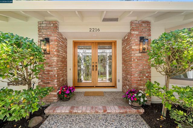 2216 Nelda Way, Alamo, CA 94507