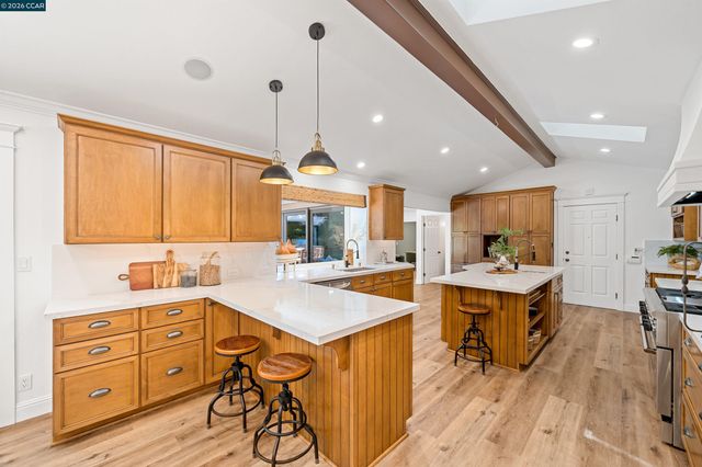 2216 Nelda Way, Alamo, CA 94507