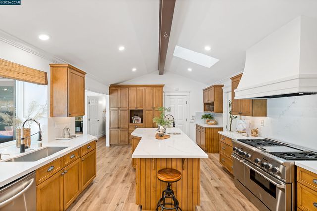 2216 Nelda Way, Alamo, CA 94507