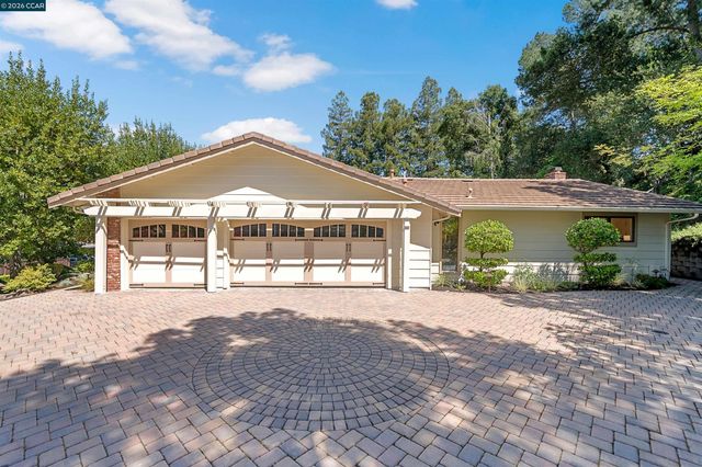 2216 Nelda Way, Alamo, CA 94507