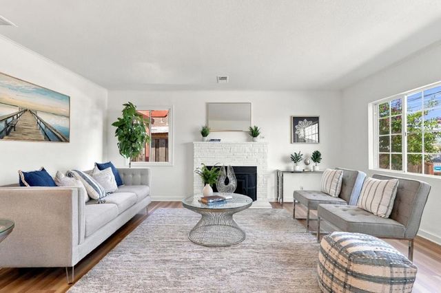 2504 Spring Street, Redwood City, CA 94063