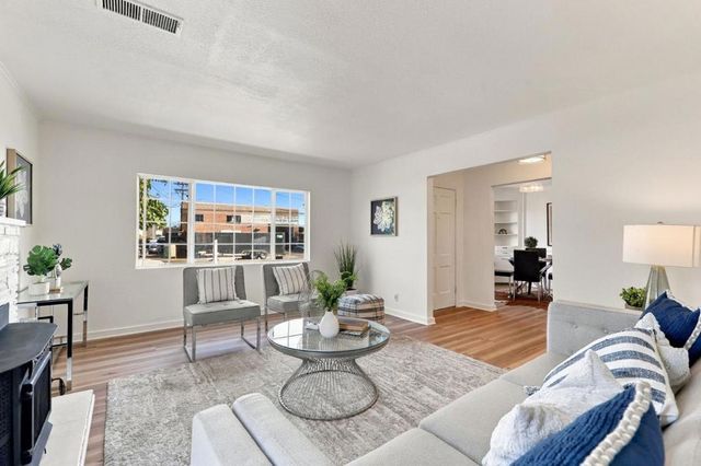 2504 Spring Street, Redwood City, CA 94063