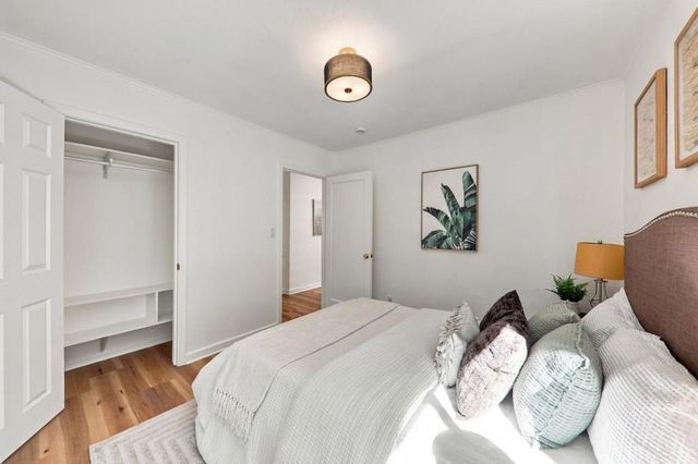 2504 Spring Street, Redwood City, CA 94063