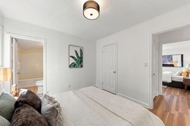2504 Spring Street, Redwood City, CA 94063